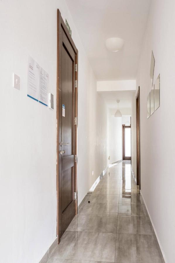 F8 Modern And Bright Apartment In Malta Мсида Экстерьер фото